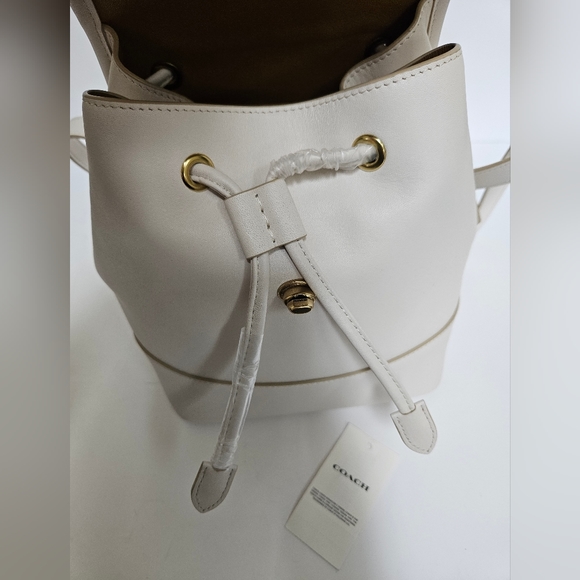 [SOLD] Coach Turnlock Backpack - Picture 7 of 9